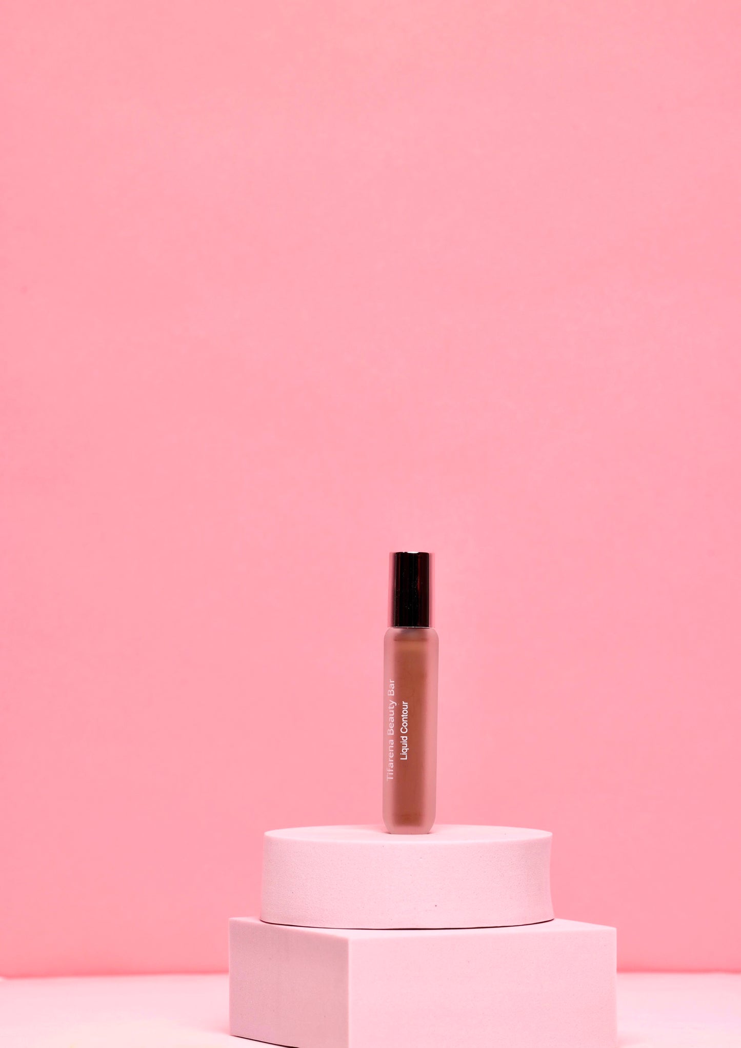 Liquid Contour Beauty Wand (MOCHA CARAMEL)